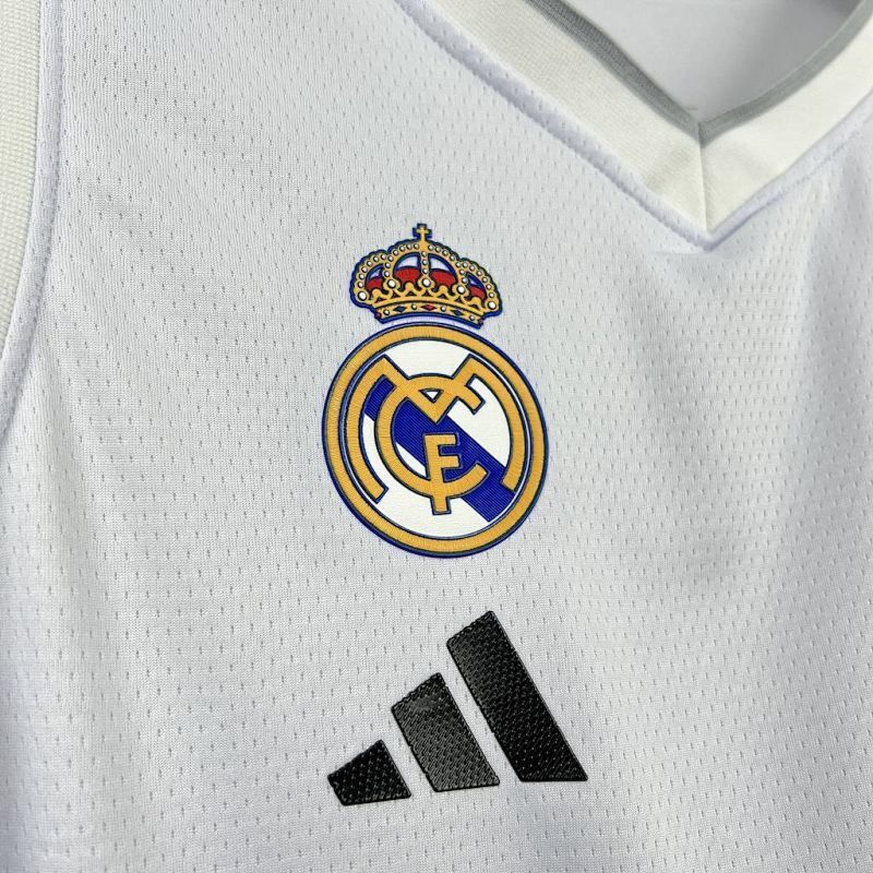 Real Madrid White Tank Top 25/26 (2)