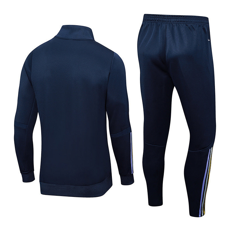 Survêtement Real Madrid Marine 23/24 (4)