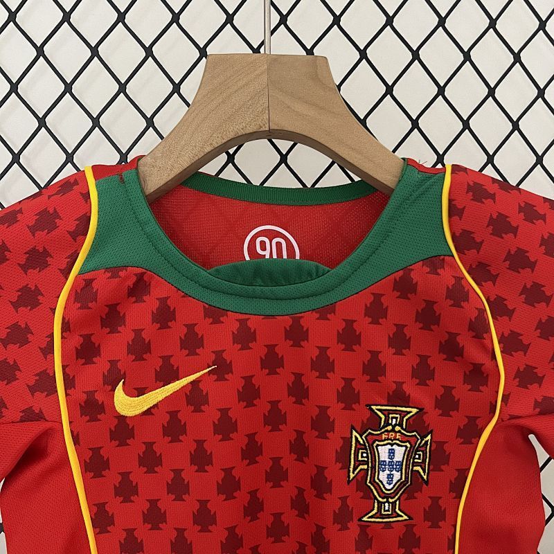 Conjunto Portugal Niño Local 2004