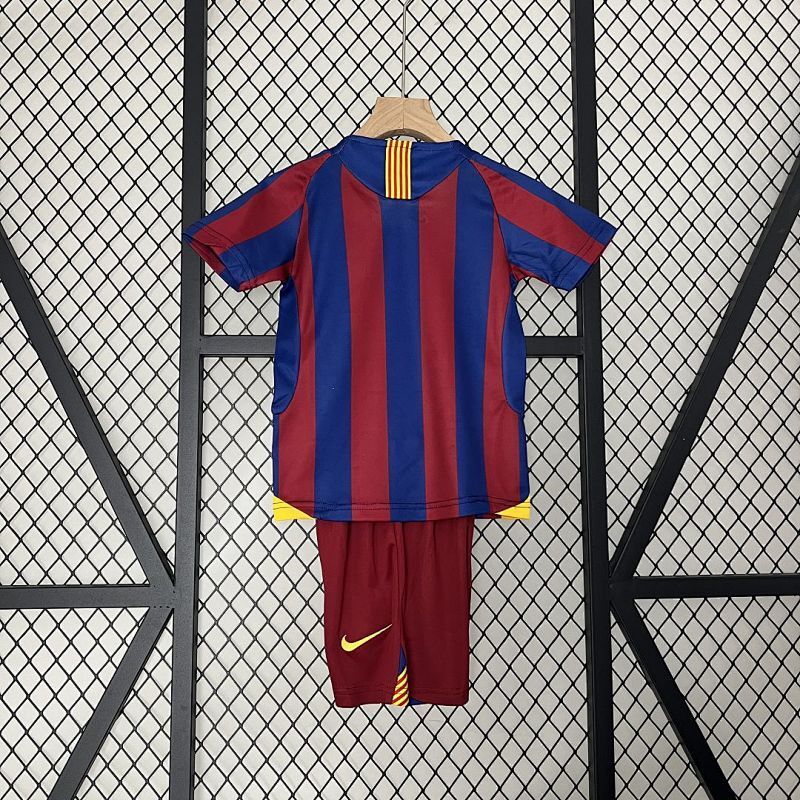 Conjunto Niño FC Barcelona Local 05/06