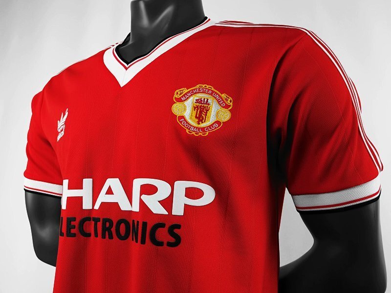 Maillot Manchester United Domicile 82/83