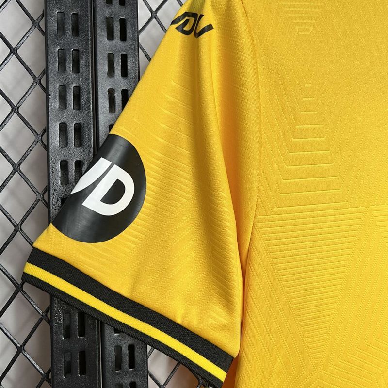 Maillot Wolves Domicile 24/25
