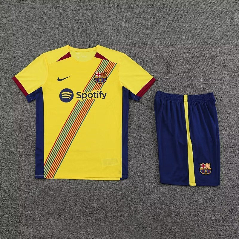 Ensemble FC Barcelone Prématch 23/24 (3)