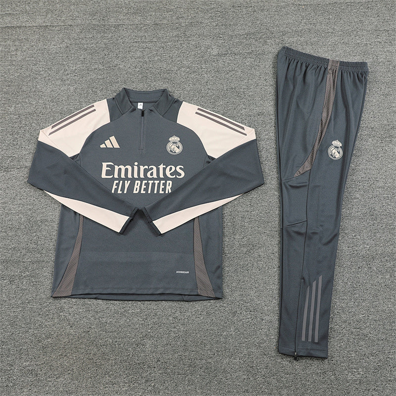 Survêtement Real Madrid 24/25 (24)