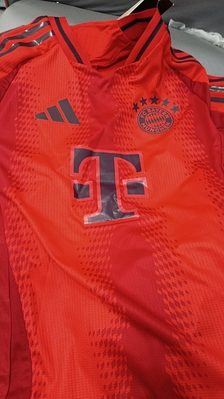 Maillot Bayern Munich Domicile Player Version 24/25