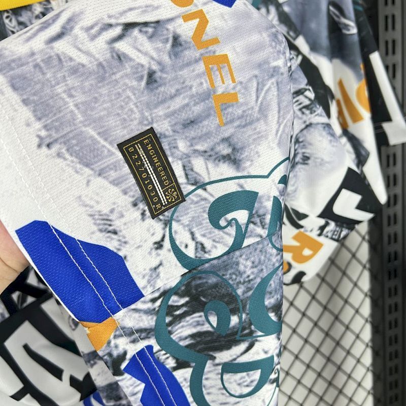 FC Barcelona Legends Special Edition Jersey 25/26
