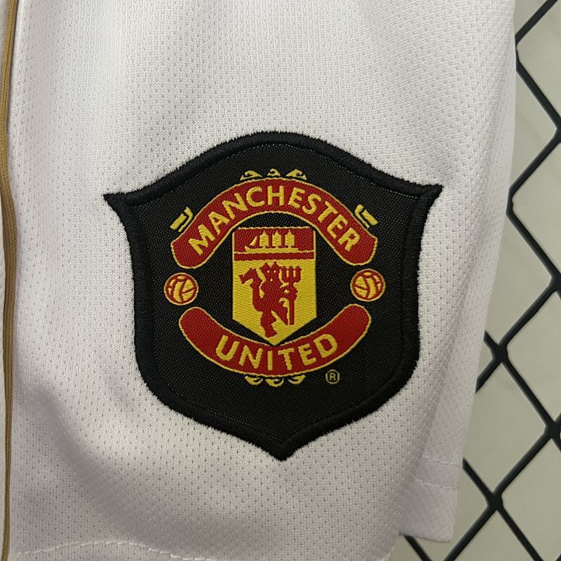 Conjunto Niño Manchester United Local 06/07
