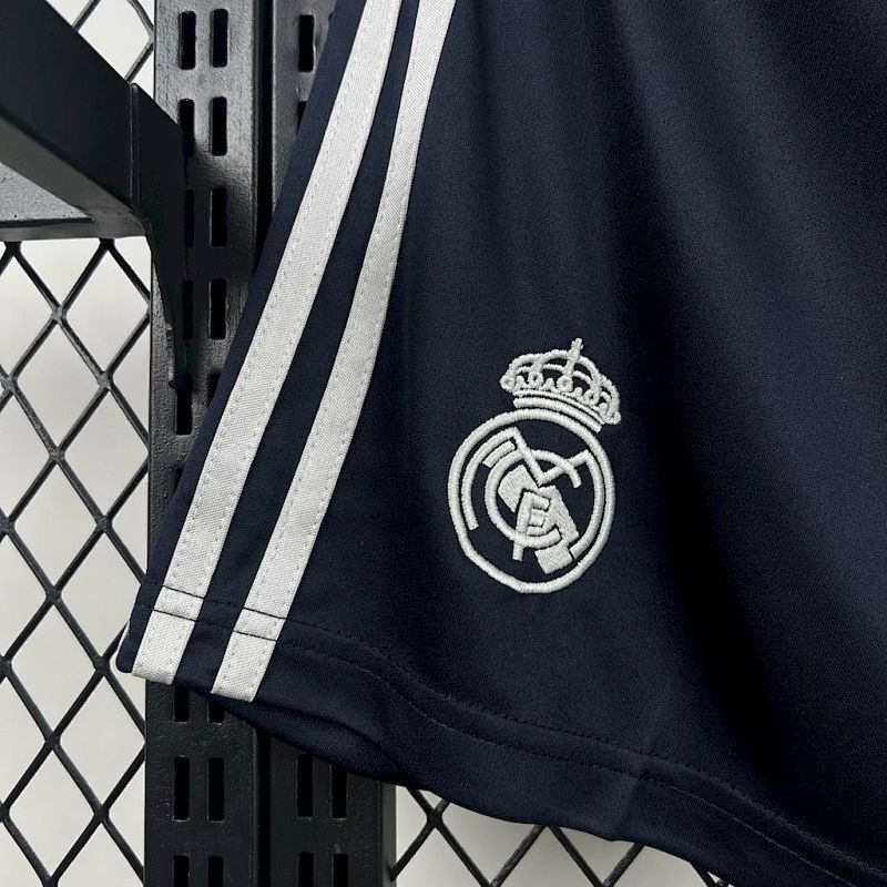 Short Real Madrid Extérieur 25/26