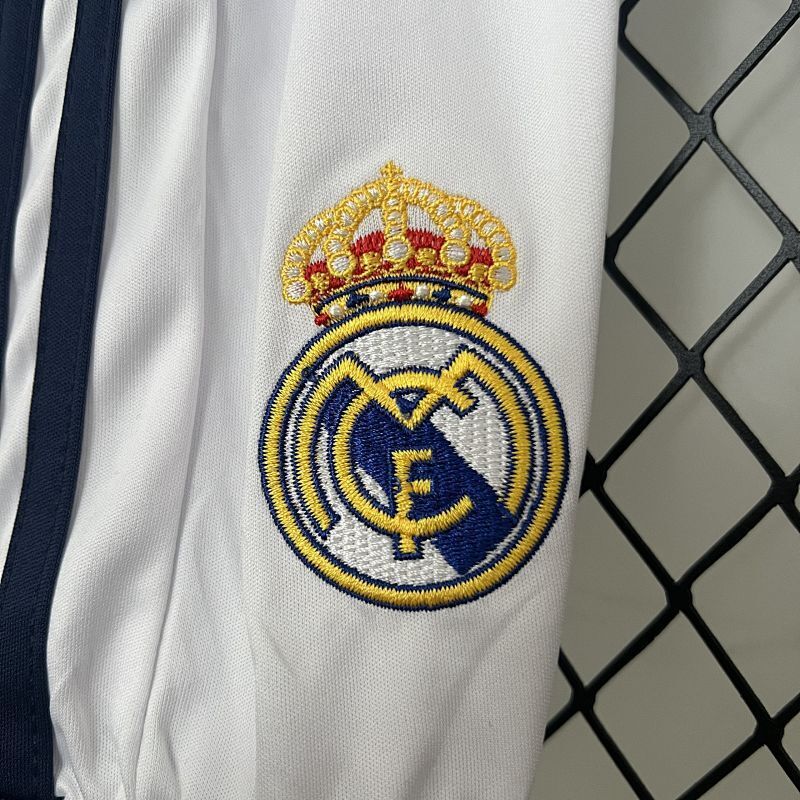 Conjunto Niño Real Madrid Local 12/13