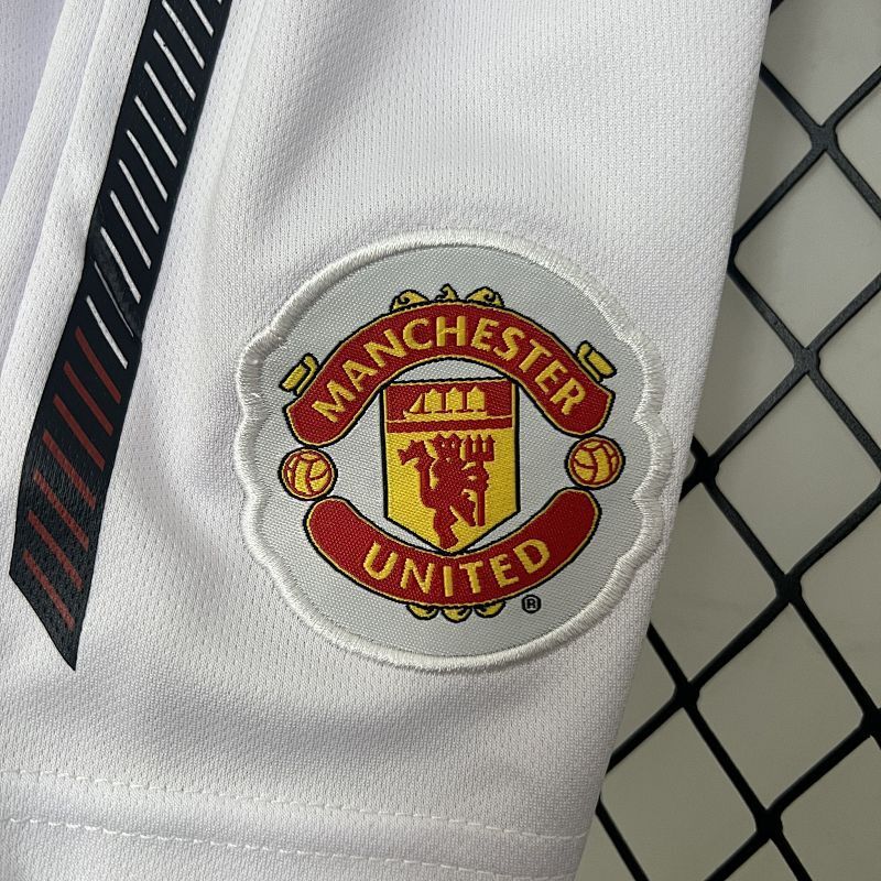 Manchester United Home Kids Kit 10/11