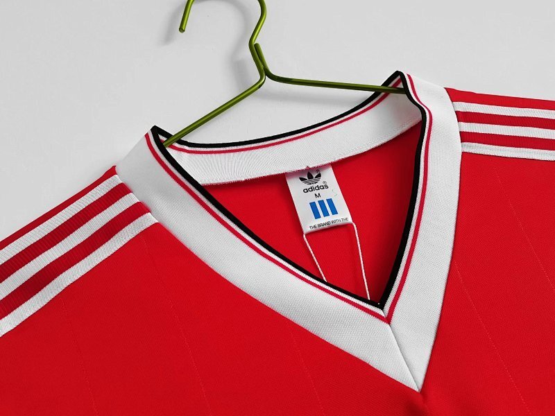 Maillot Manchester United Domicile Rétro 82/83