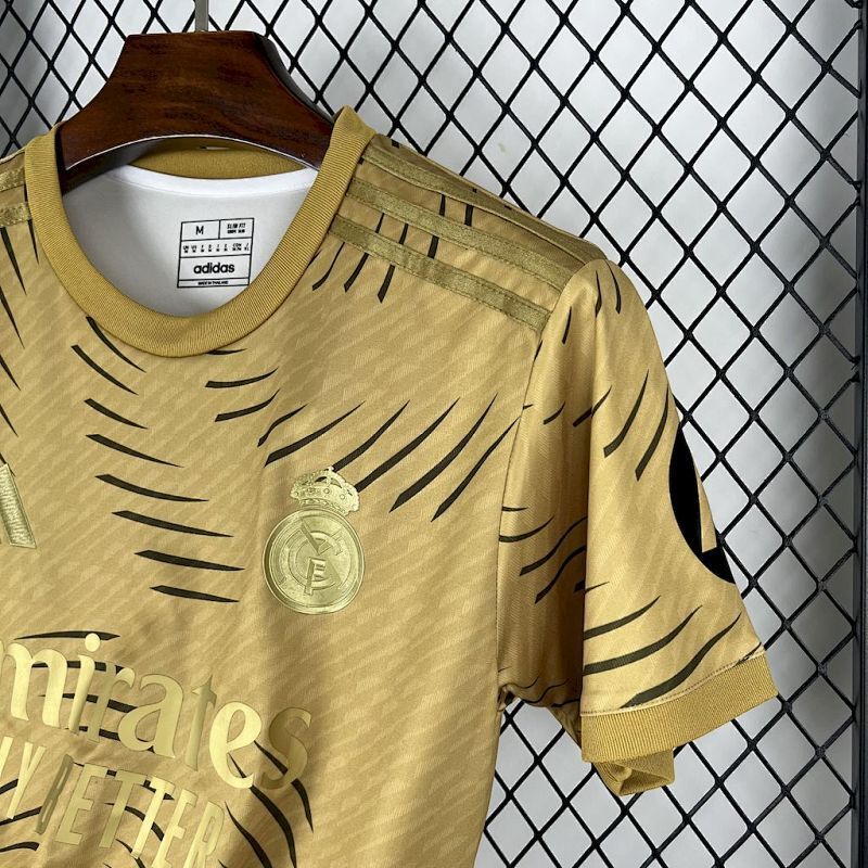 Maillot Real Madrid Or 25/26 (2)