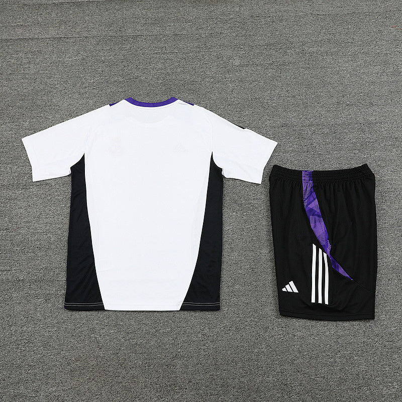 Maillot Real Madrid Prématch 24/25 (10)