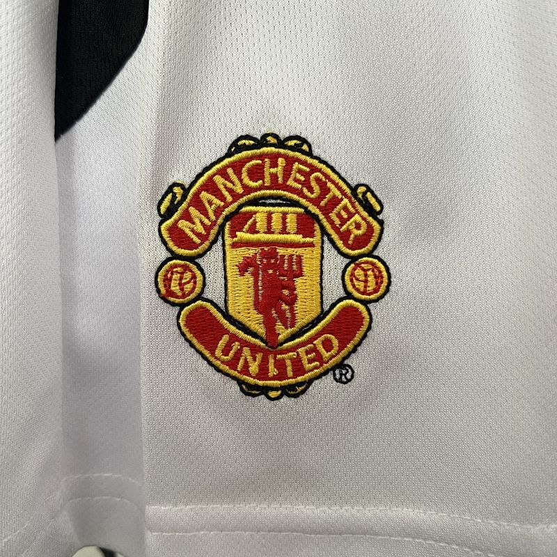Manchester United Home Kids Kit