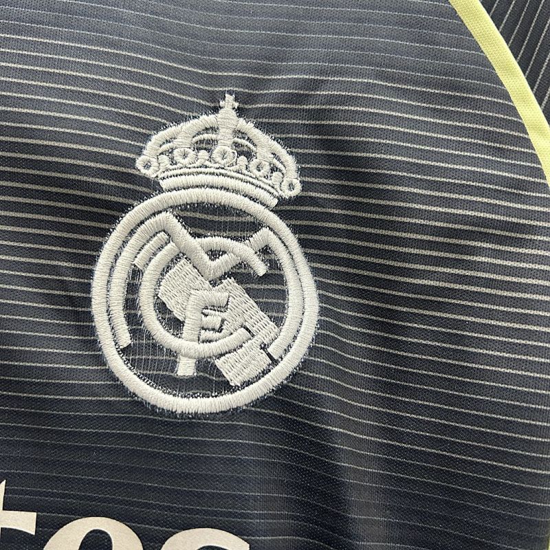 Ensemble Enfant Real Madrid Extérieur 25/26