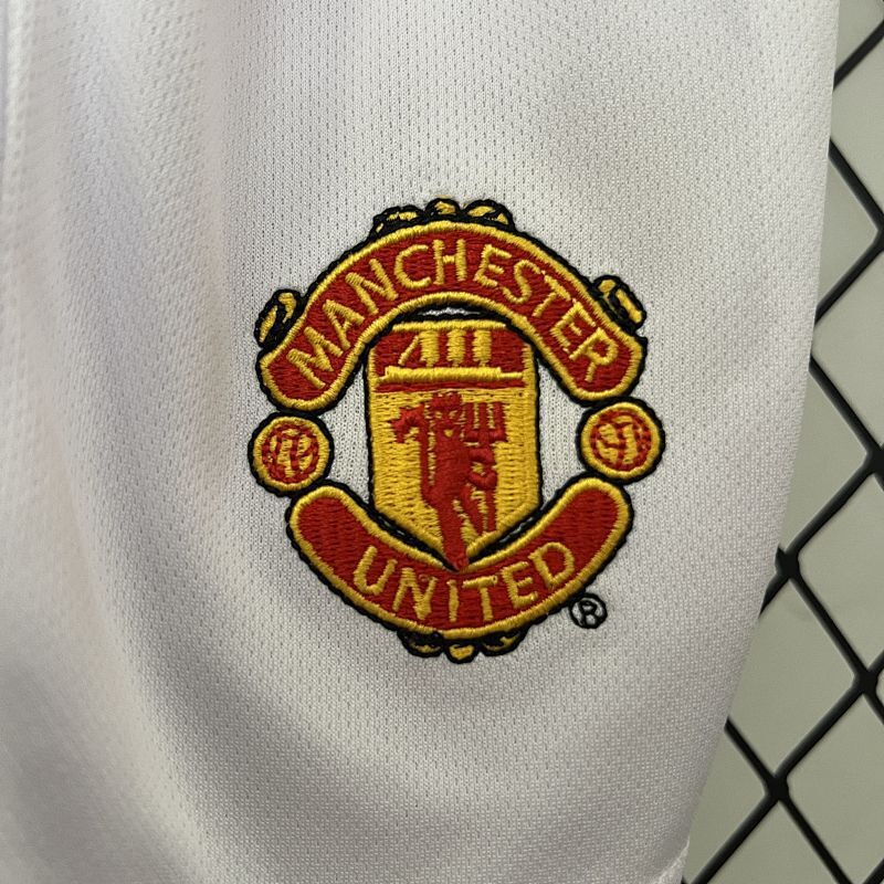 Manchester United Home Kids Kit 05/06