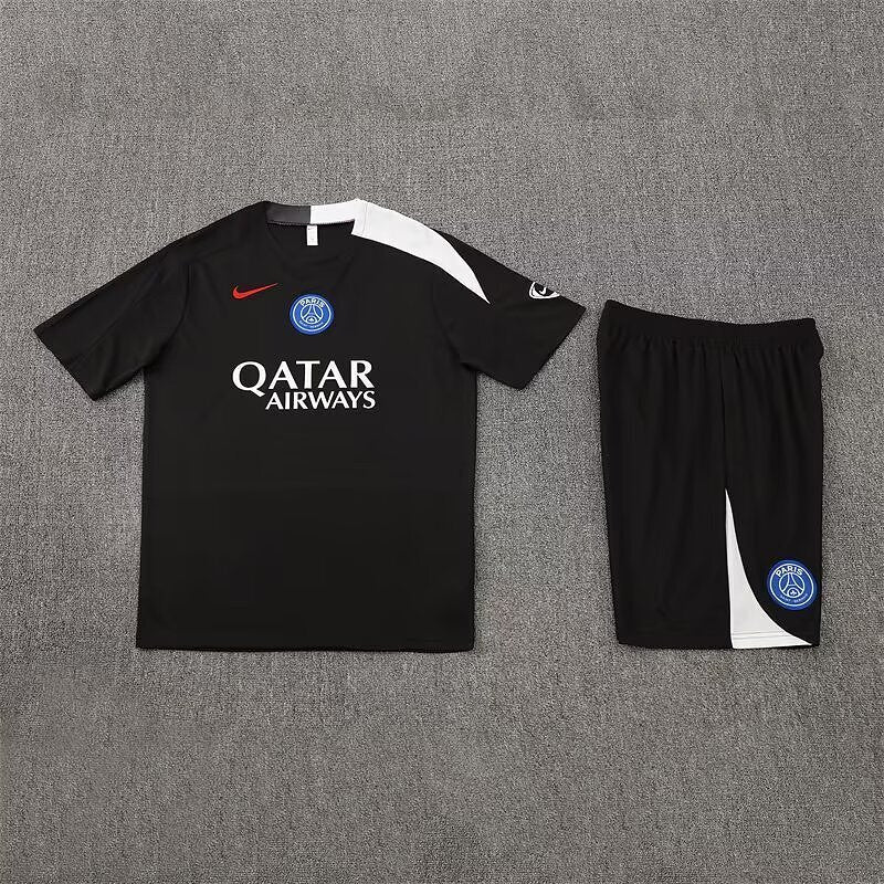 Ensemble PSG Noir&Blanc Prématch 25/26