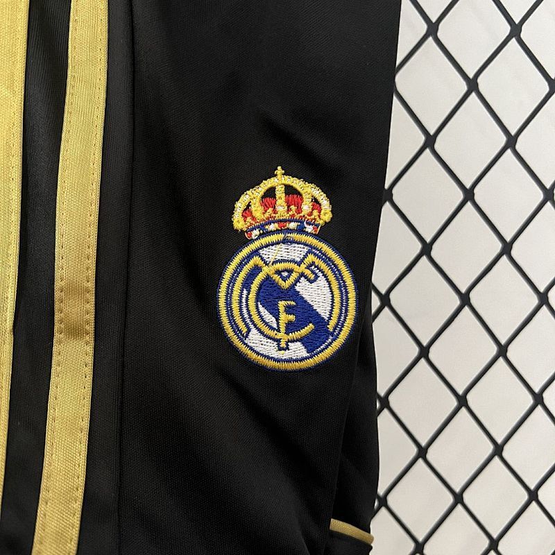 Conjunto Niño Real Madrid Visitante 11/12