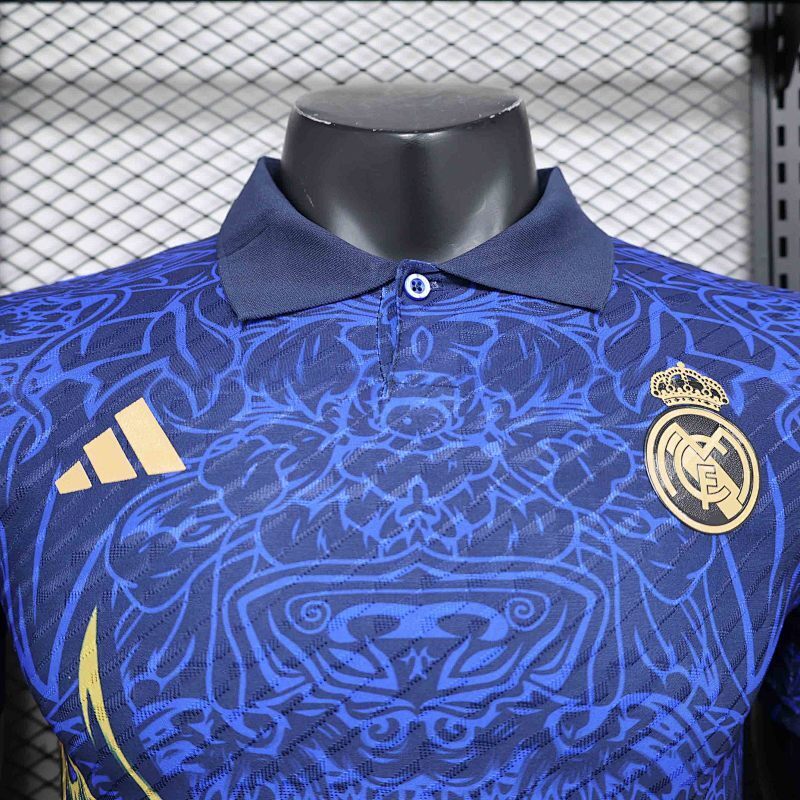Camiseta Real Madrid Azul Versión Player 24/25 (3)