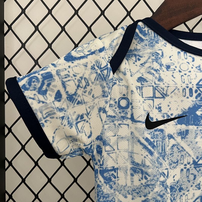 Ensemble Enfant Portugal Baby Uniform Extérieur 25/26