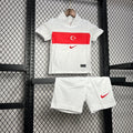 Conjunto Turquía Niño UEFA Local 2024