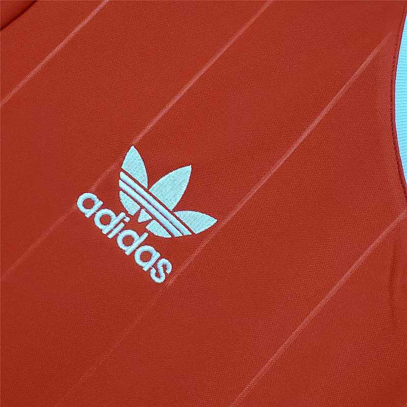 Maillot Manchester United Domicile 83/84