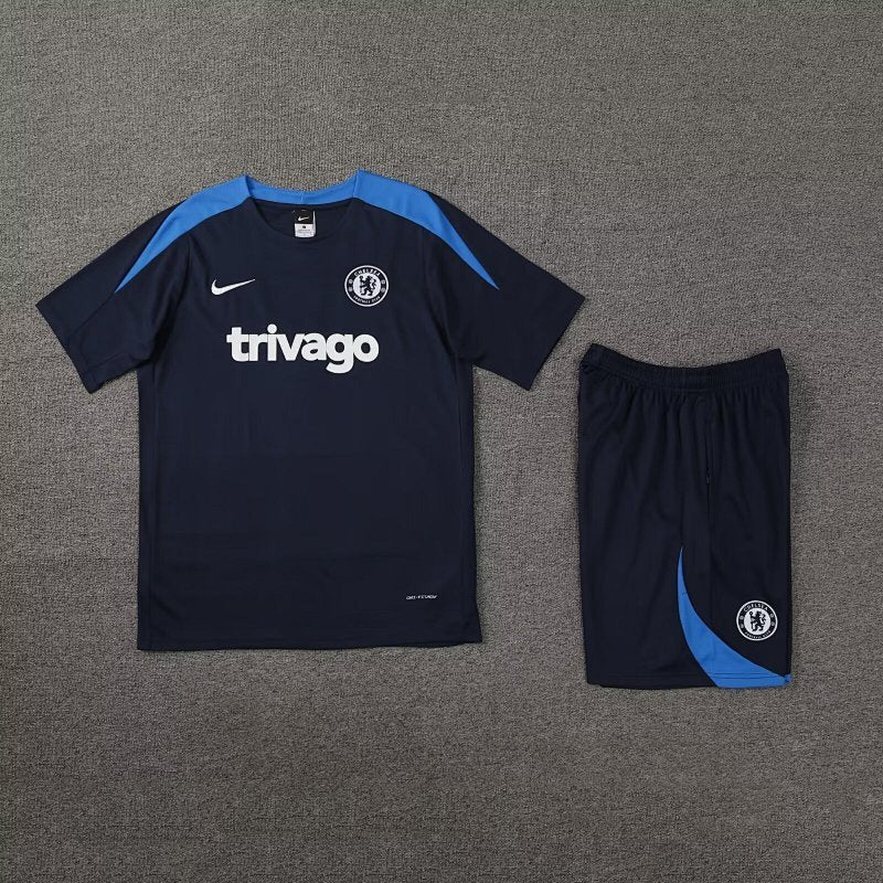 Ensemble Chelsea Prématch 24/25 (4)