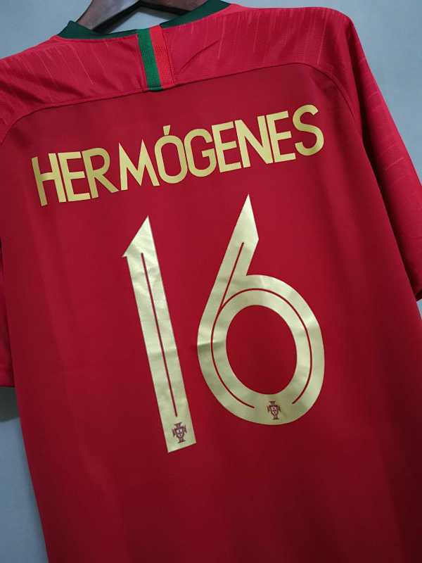 Maillot Portugal Domicile Rétro 2018