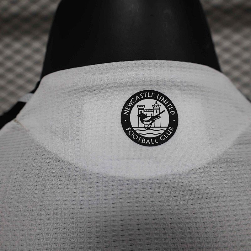 Camiseta Newcastle Versión Player 24/25