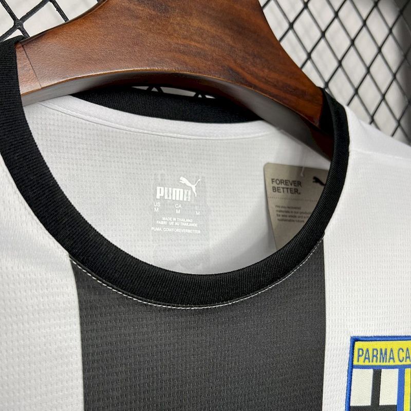 Maillot Parma Uniforms Domicile 24/25