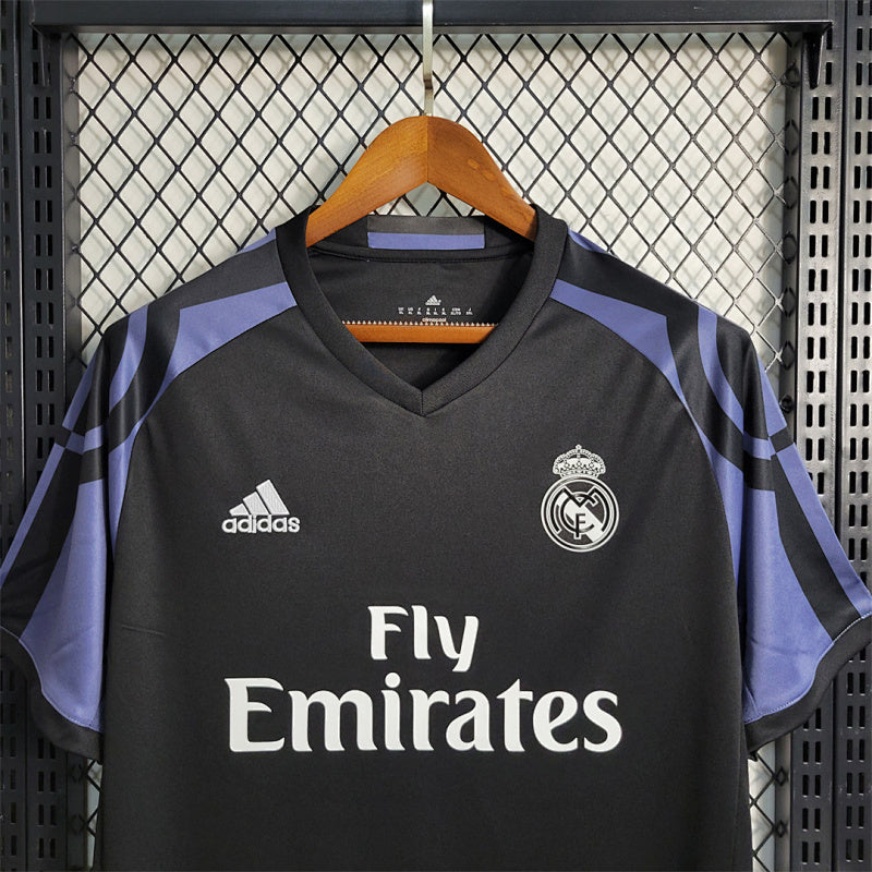 Camiseta Real Madrid Visitante Retro 2016/17