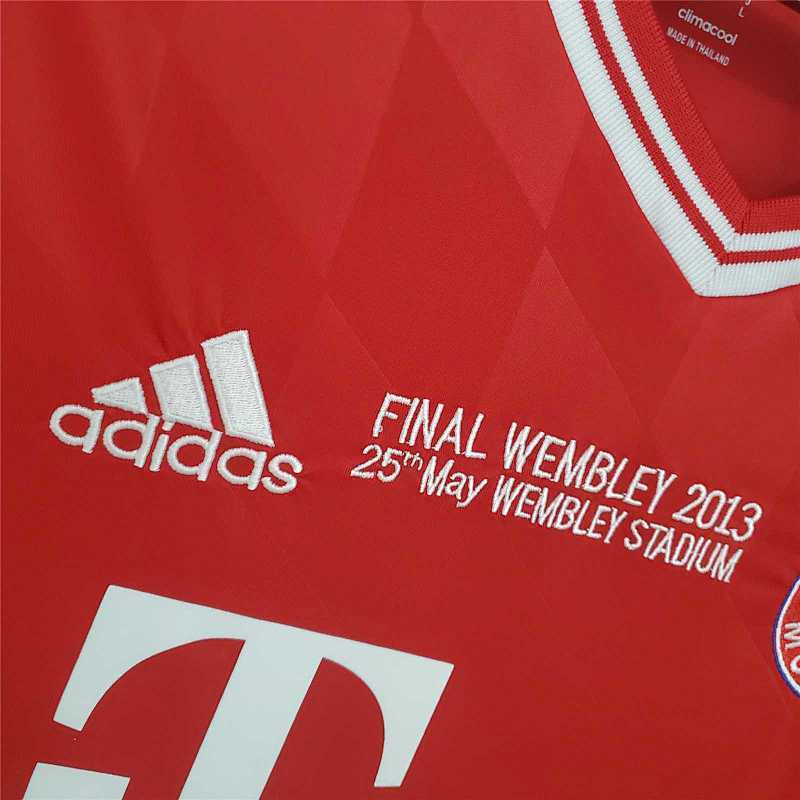 Maillot Bayern Munich Domicile Rétro 2013/14