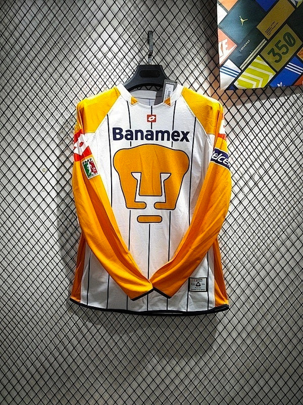 Maillot Pumas UNAM Domicile Rétro 2004