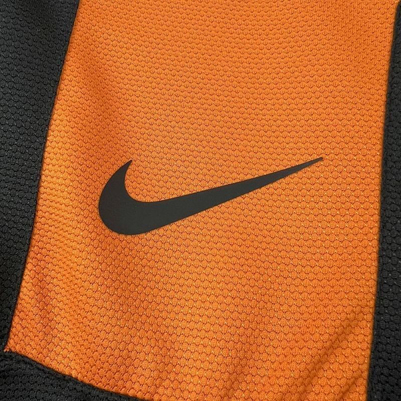 Maillot Netherlands Vintage Extérieur Rétro 25/26