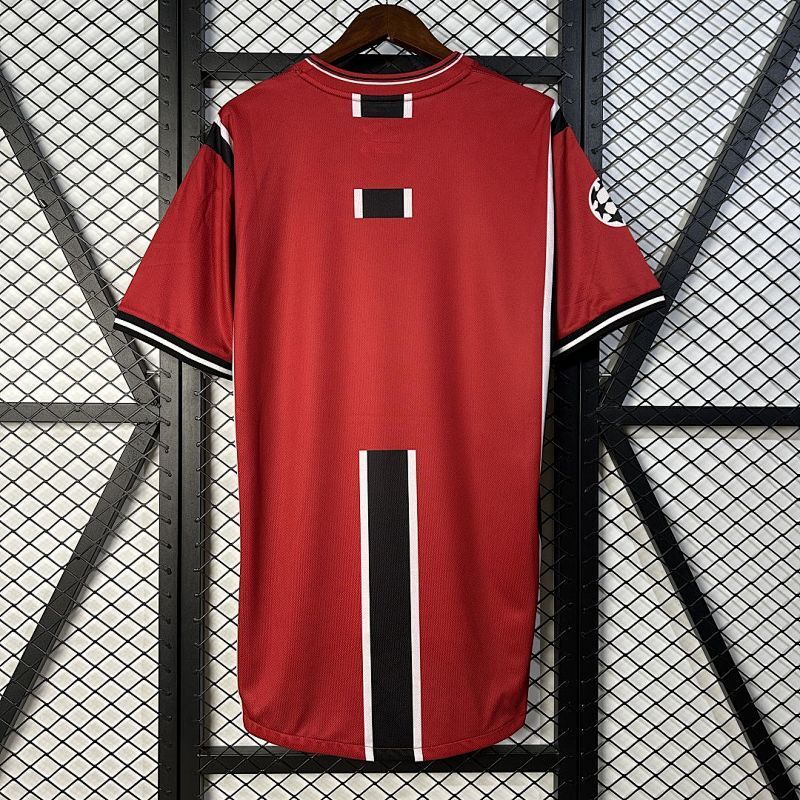 Maillot Majorque Domicile Rétro 2001/02