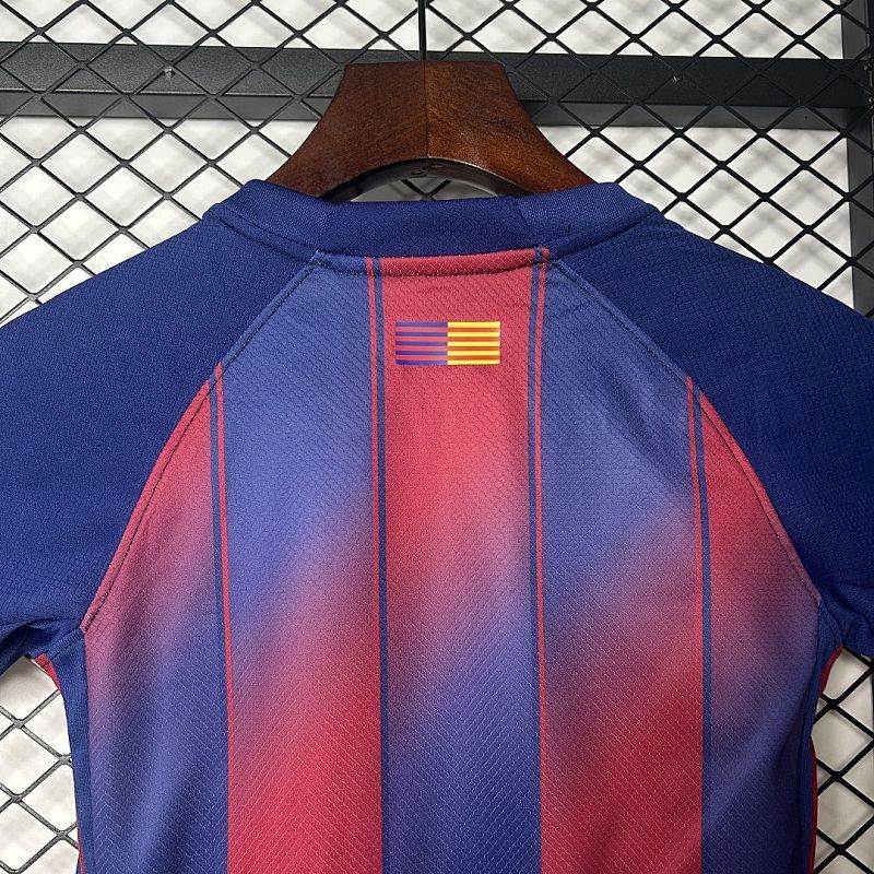 Ensemble Enfant FC Barcelone Domicile 25/26
