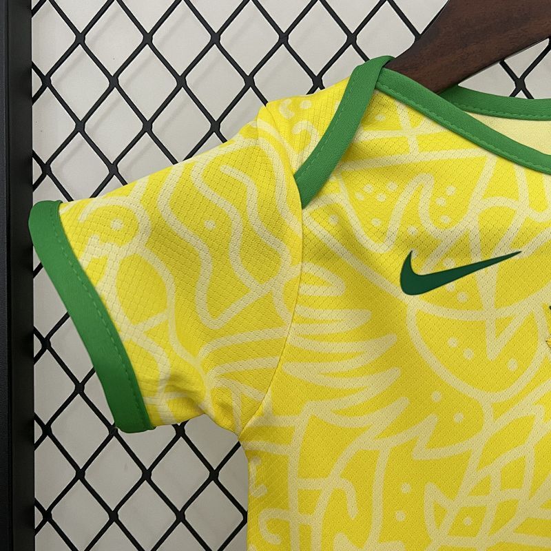 Ensemble Enfant Brazil Baby Uniform Domicile 25/26