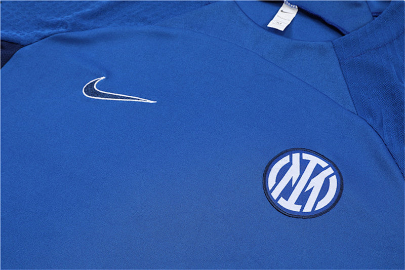 Ensemble Inter Milan Bleu Prématch 22/23 (2)