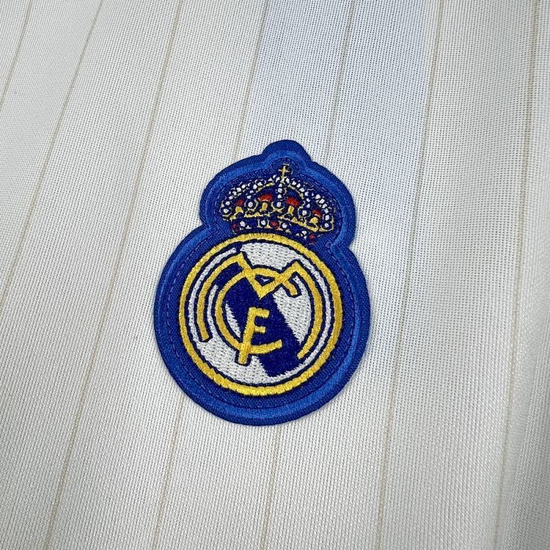 Real Madrid White Jersey 25/26 (2)