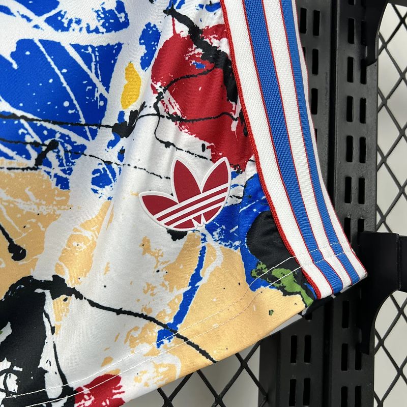 Manchester United Shorts 25/26