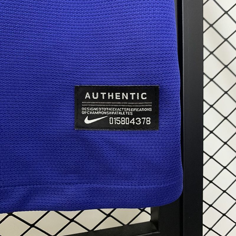 Boca Juniors Home Retro Jersey 2011/12