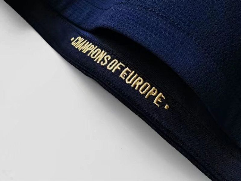 Maillot Manchester City Rétro 25/26