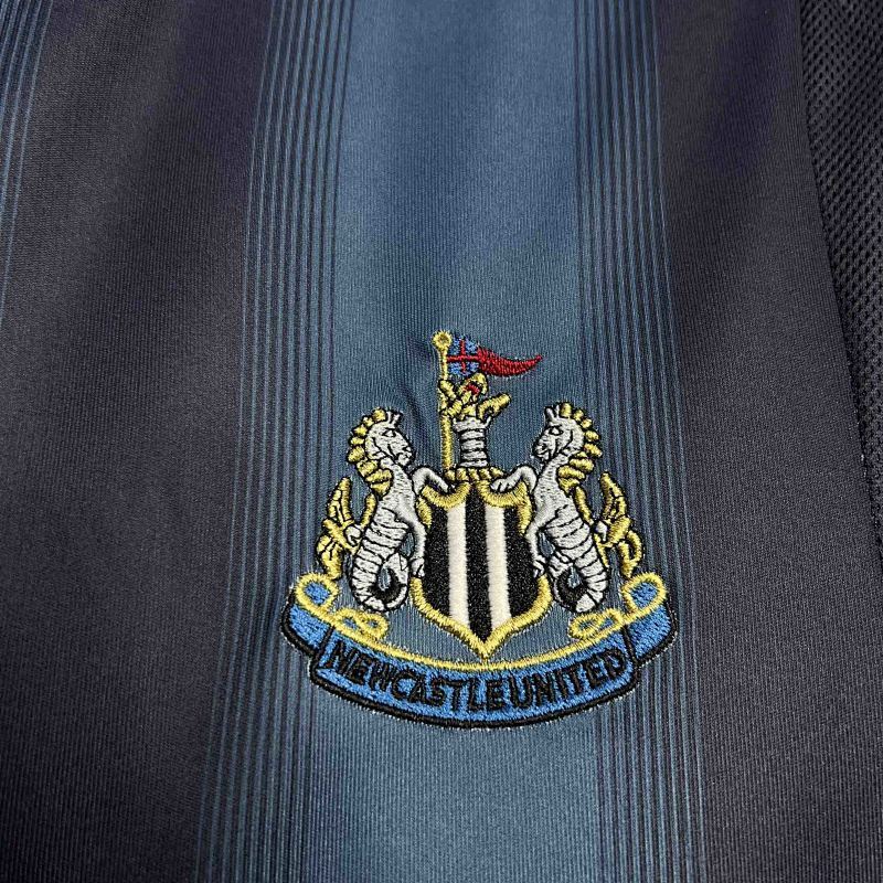 Maillot Newcastle Extérieur Rétro 2004/05