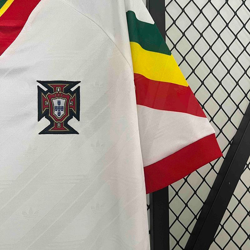 Maillot Portugal Vintage Extérieur Rétro 25/26