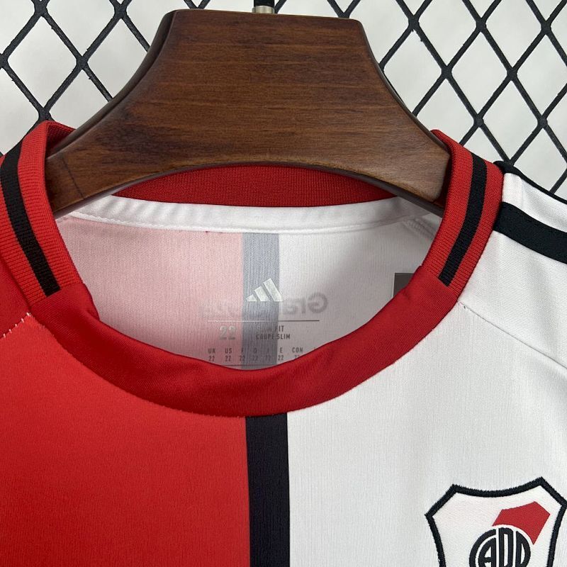 Ensemble Enfant River Plate Third 25/26