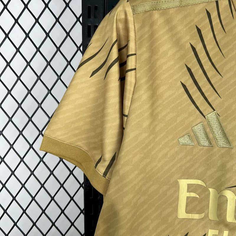 Real Madrid Or Jersey 25/26 (2)