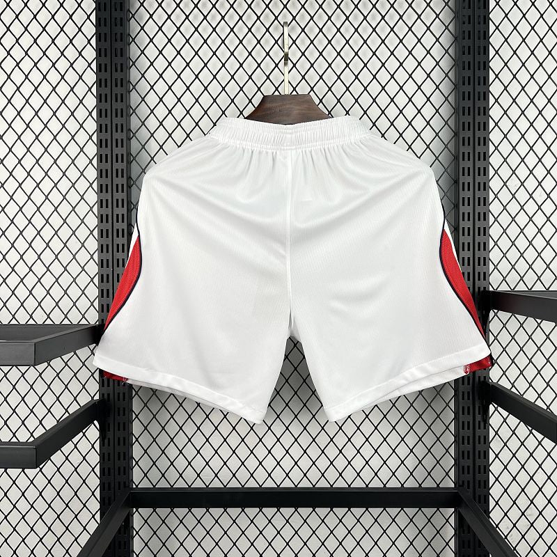 Short Angleterre 2026