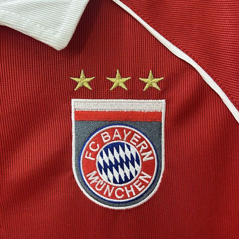 Maillot Bayern Munich Domicile Rétro 2005/06