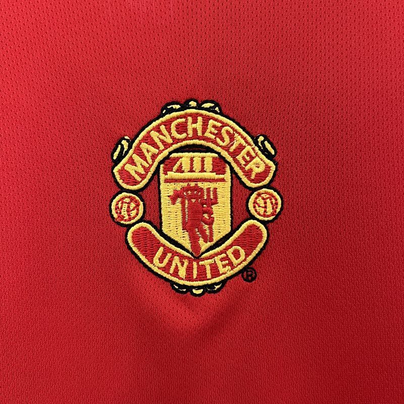 Manchester United Home Kids Kit 05/06