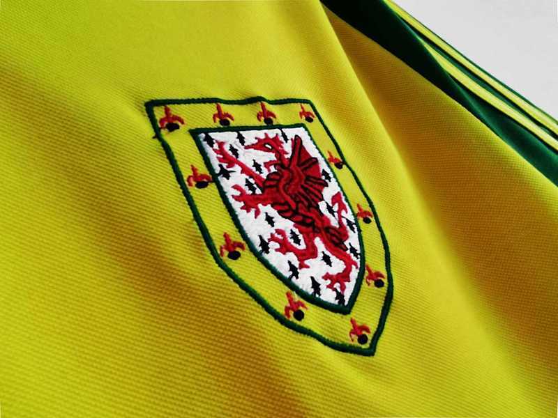 Maillot Wales Extérieur Rétro 1982